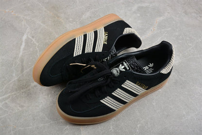 Fabrika Supply Gazelle Black / Beige | zapatillas Fabrika Supply