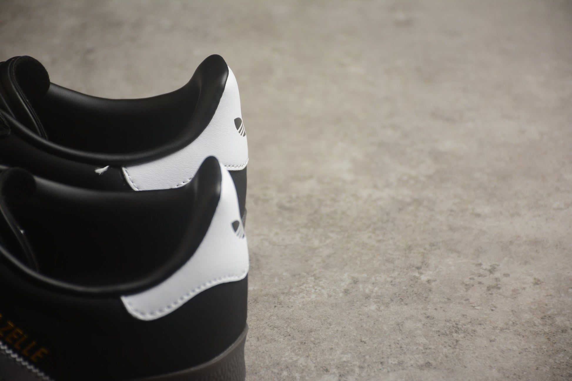 Fabrika Supply Gazelle Black / White | zapatillas Fabrika Supply