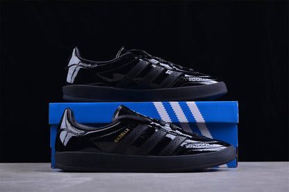 Fabrika Supply Gazelle Glossy Black | zapatillas Fabrika Supply