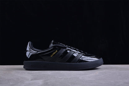 Fabrika Supply Gazelle Glossy Black | zapatillas Fabrika Supply