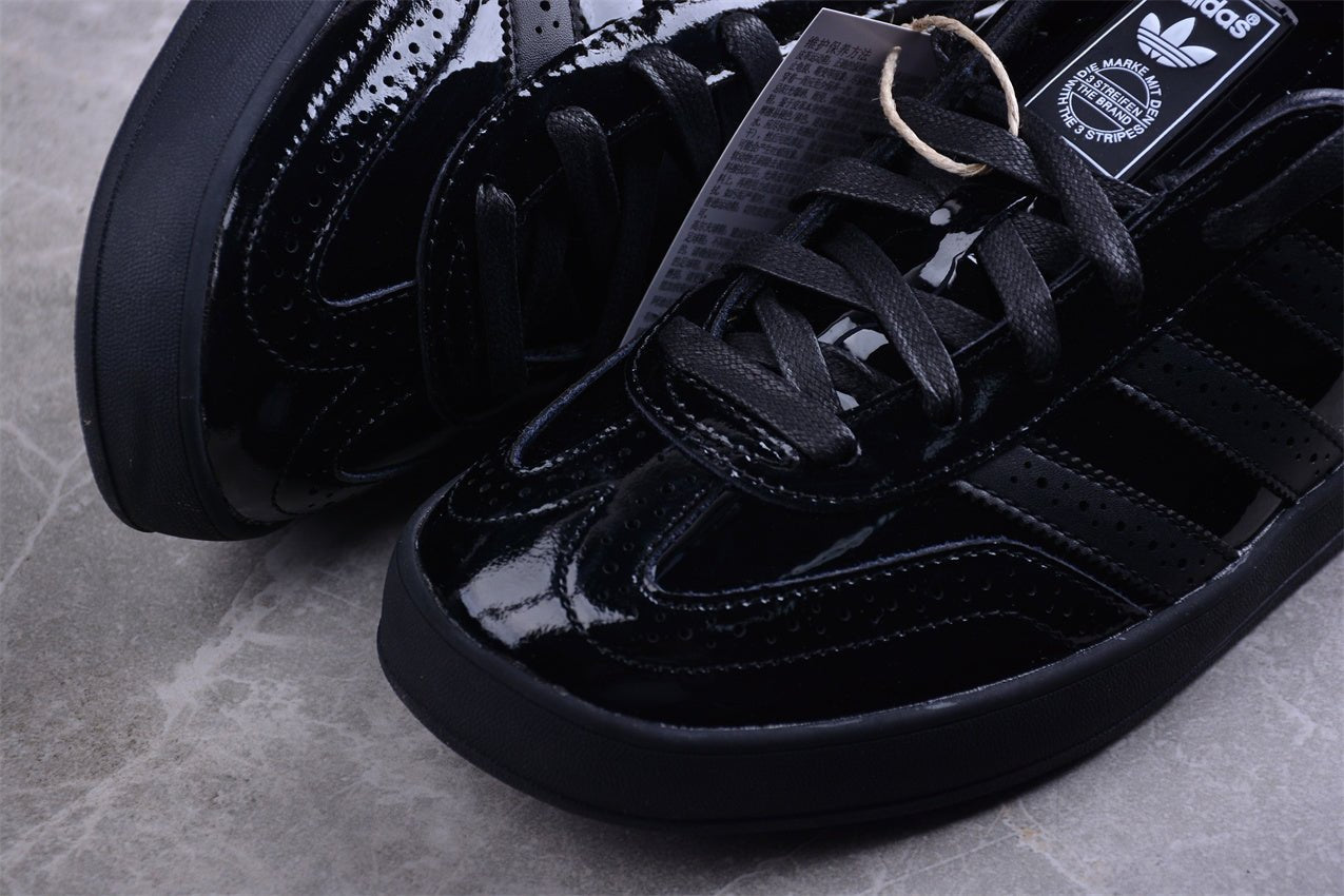 Fabrika Supply Gazelle Glossy Black | zapatillas Fabrika Supply