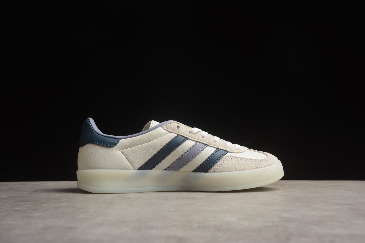 Fabrika Supply Gazelle Light Bone / Navy | zapatillas Fabrika Supply