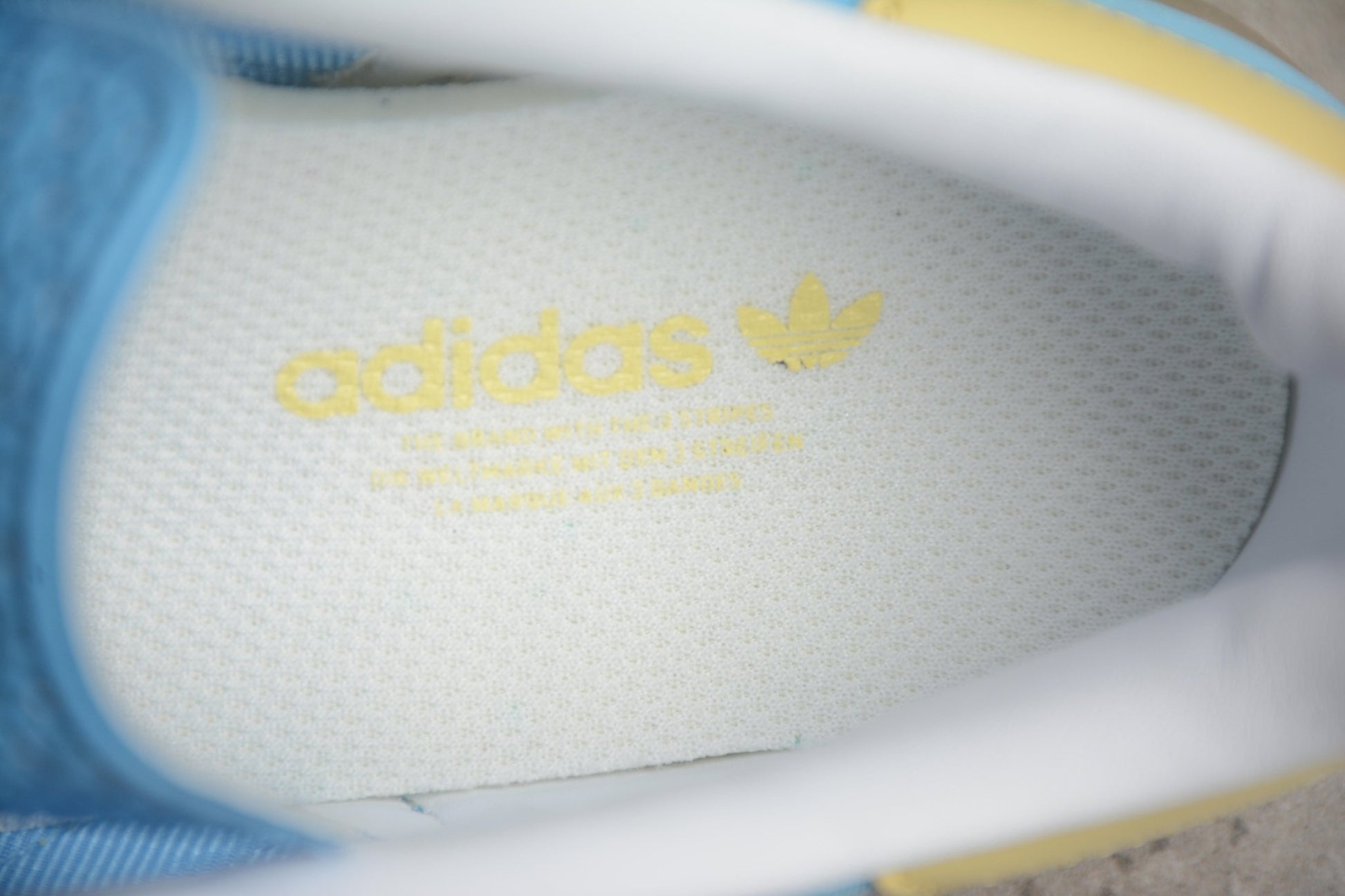 Fabrika Supply Gazelle Sky Blue / Yellow | zapatillas Fabrika Supply