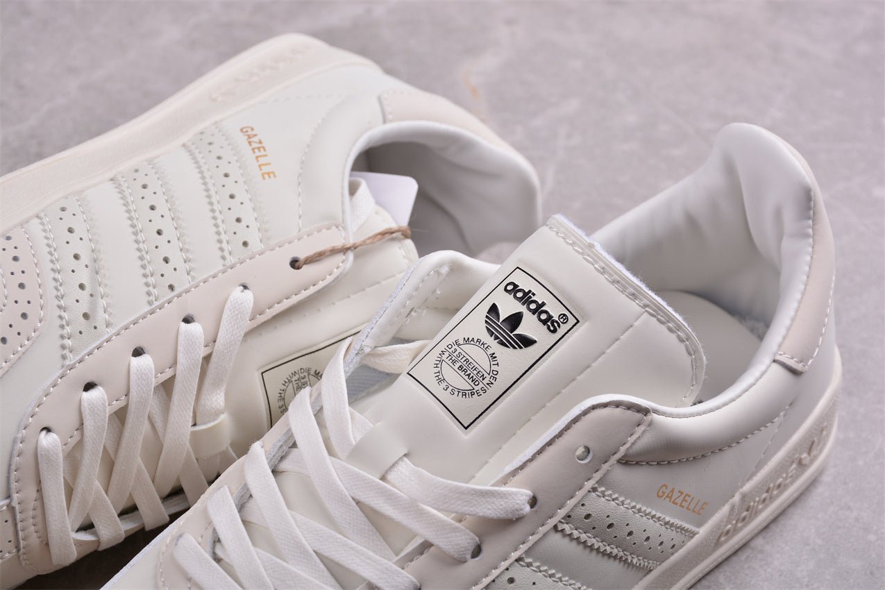 Fabrika Supply Gazelle Triple White | zapatillas Fabrika Supply