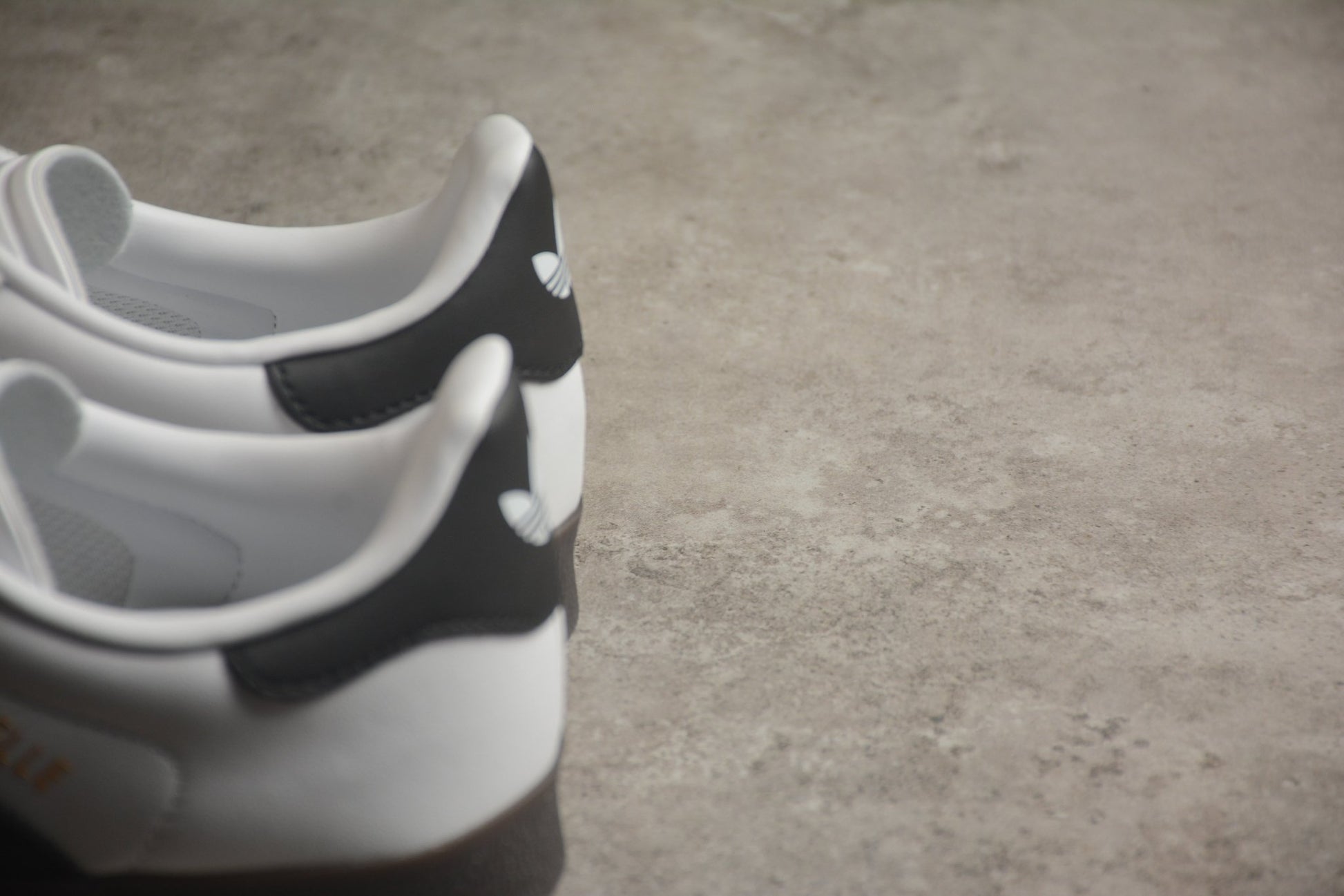 Fabrika Supply Gazelle White / Black | zapatillas Fabrika Supply