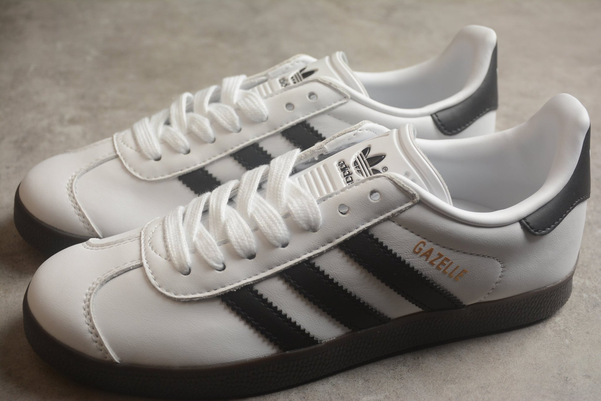 Fabrika Supply Gazelle White / Black | zapatillas Fabrika Supply