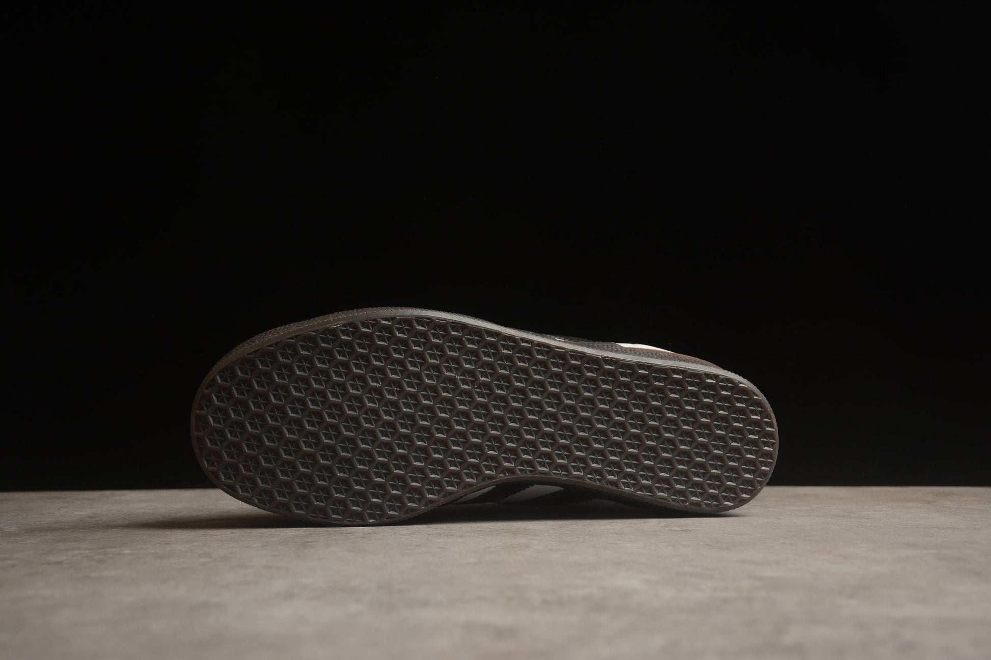 Fabrika Supply Gazelle White / Black | zapatillas Fabrika Supply