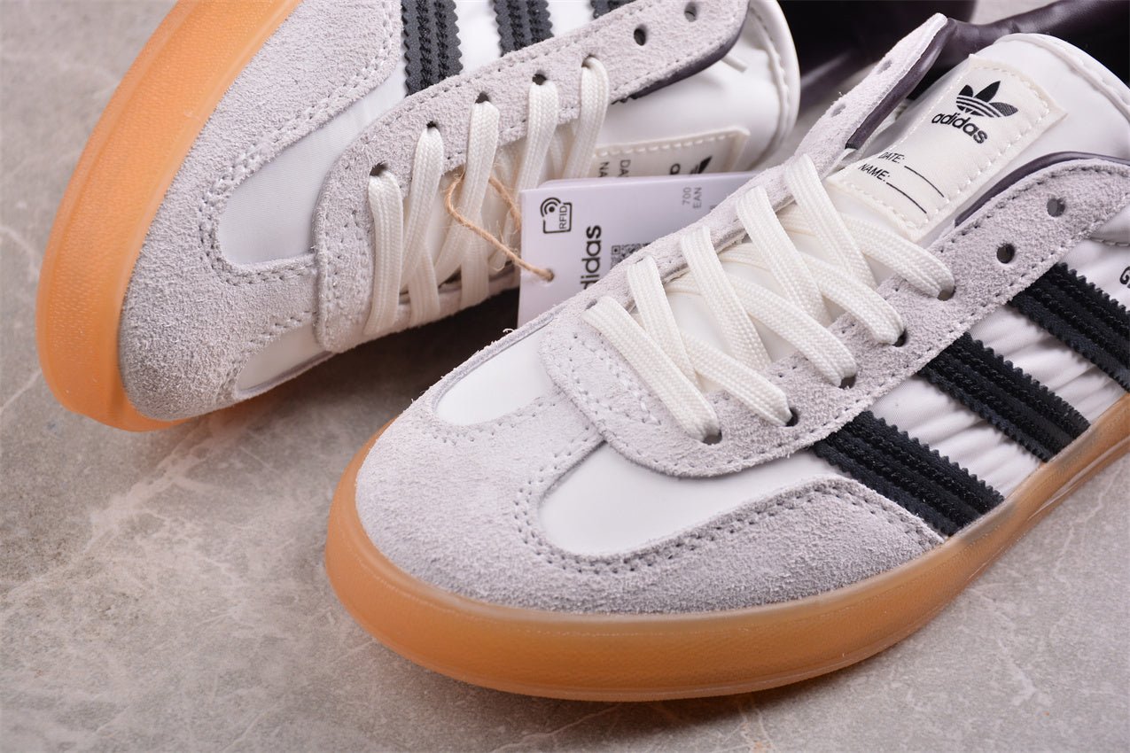 Fabrika Supply Gazelle White / Black | zapatillas Fabrika Supply
