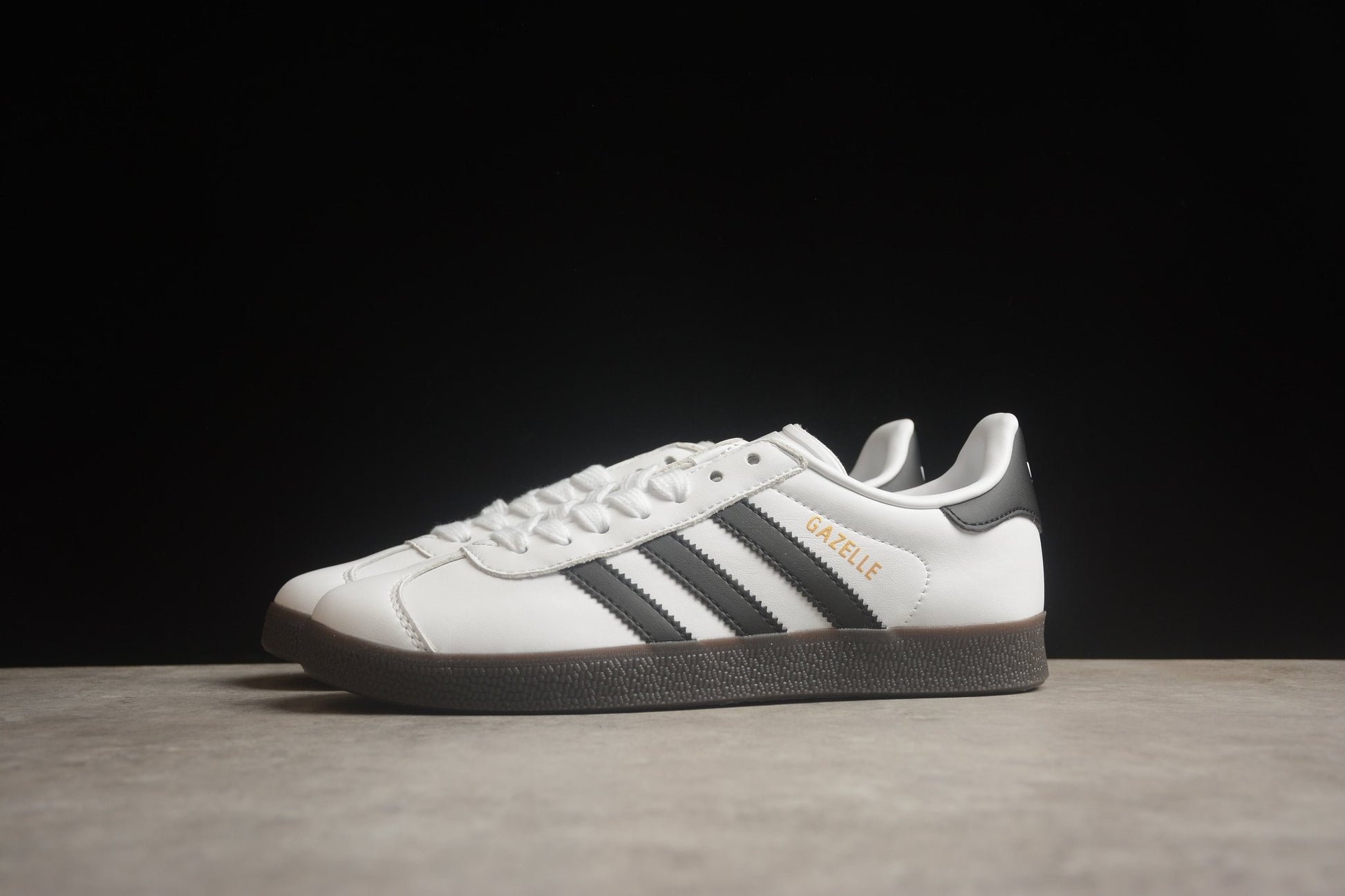 Fabrika Supply Gazelle White / Black | zapatillas Fabrika Supply