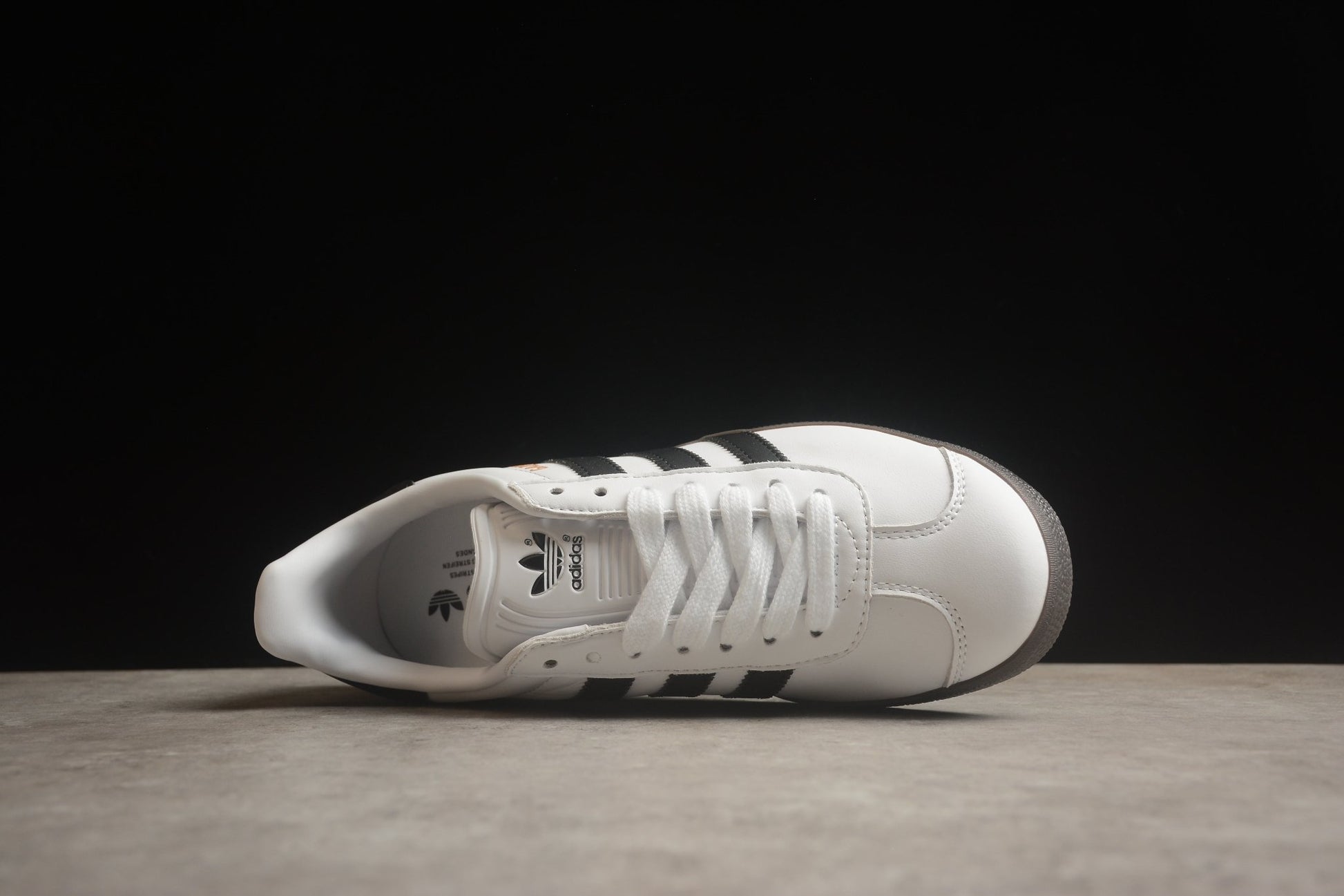Fabrika Supply Gazelle White / Black | zapatillas Fabrika Supply