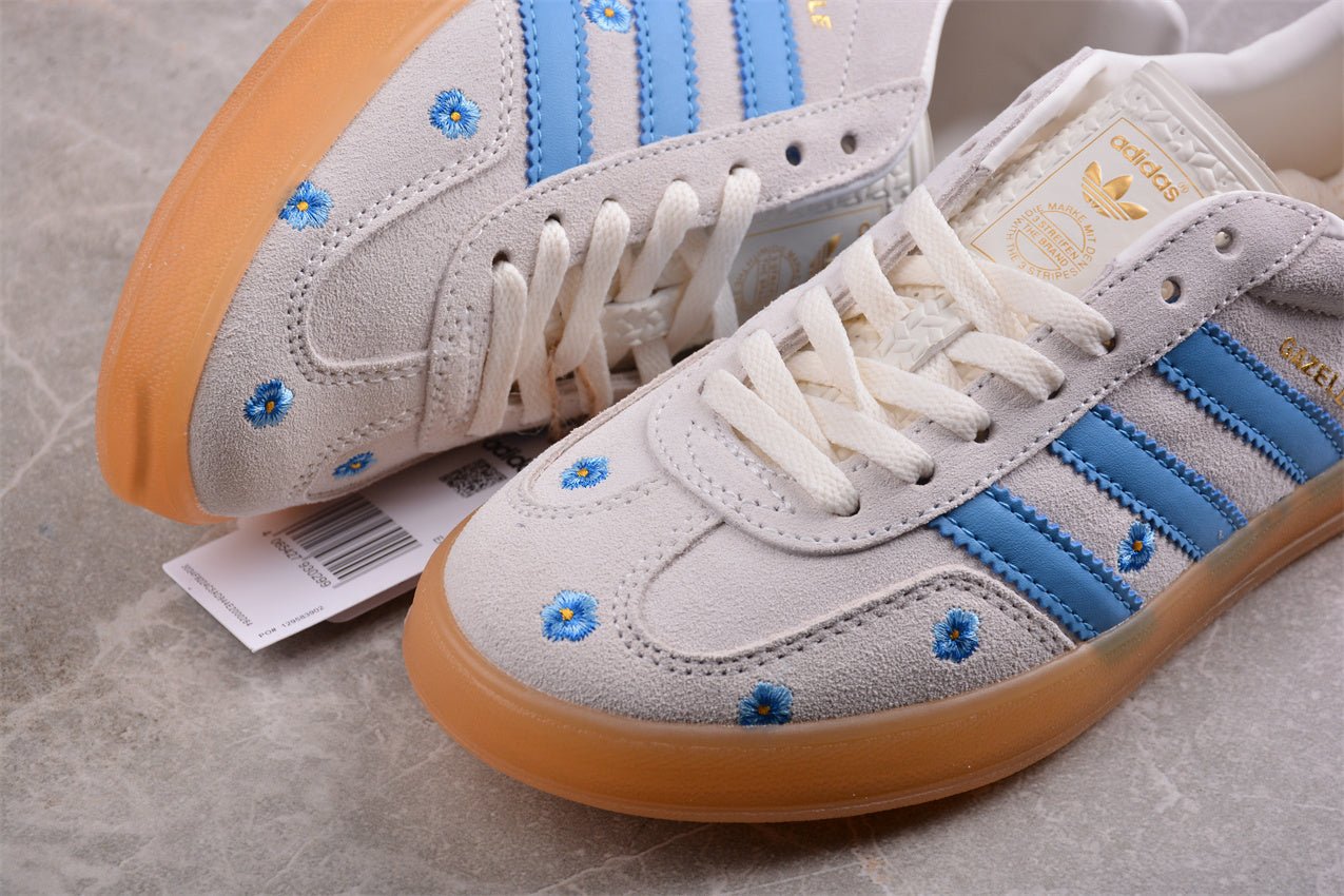 Fabrika Supply Gazelle White / Sky Blue Floral | zapatillas Fabrika Supply