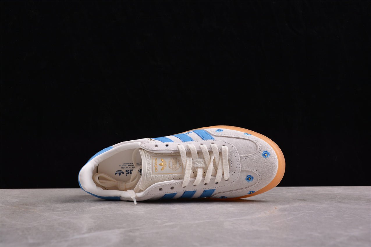 Fabrika Supply Gazelle White / Sky Blue Floral | zapatillas Fabrika Supply