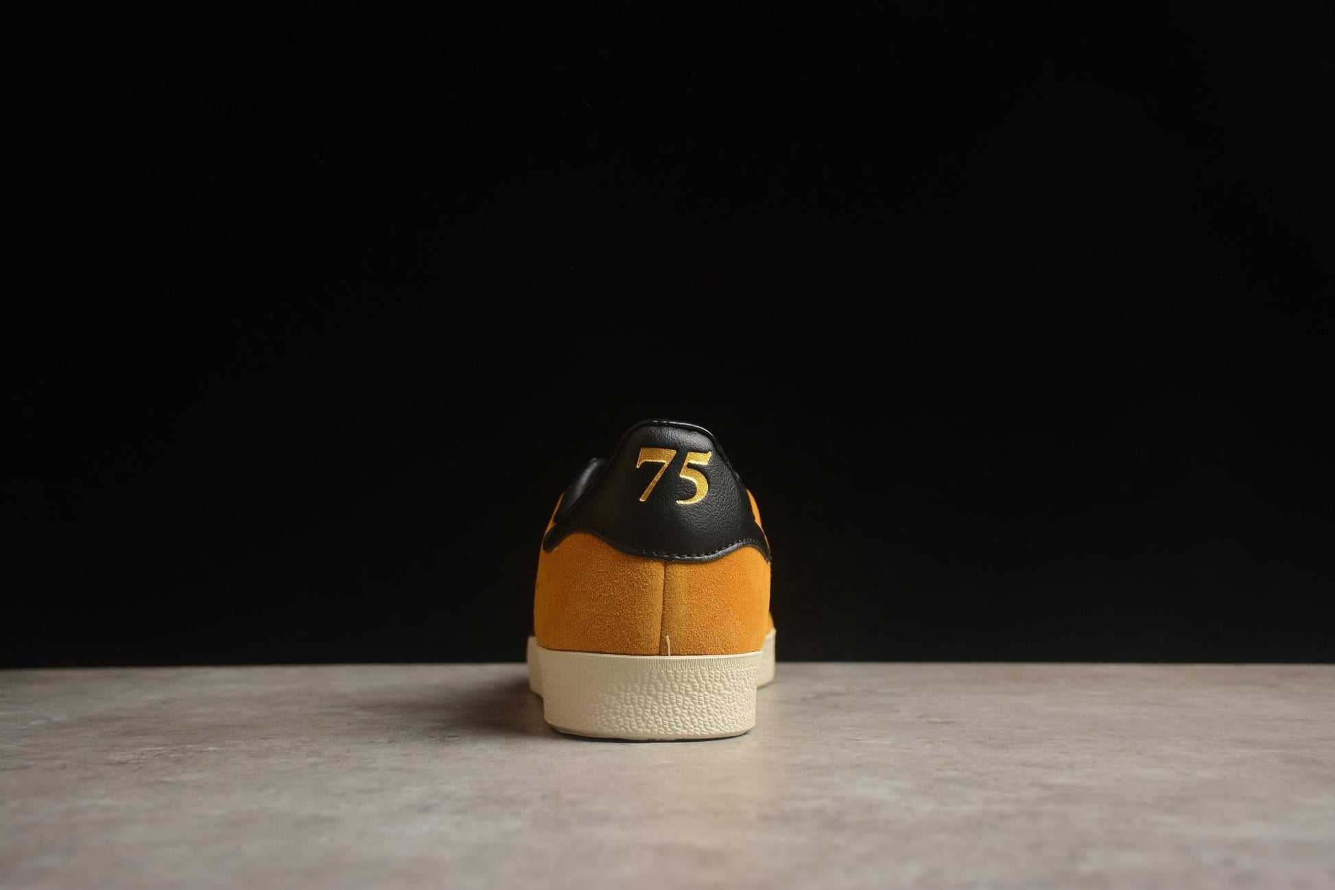 Fabrika Supply Gazelle Yellow / Black | zapatillas Fabrika Supply