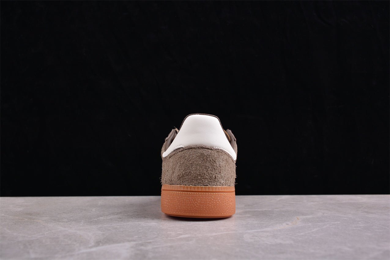Fabrika Supply Handball Spezial Brown / White | zapatillas Fabrika Supply