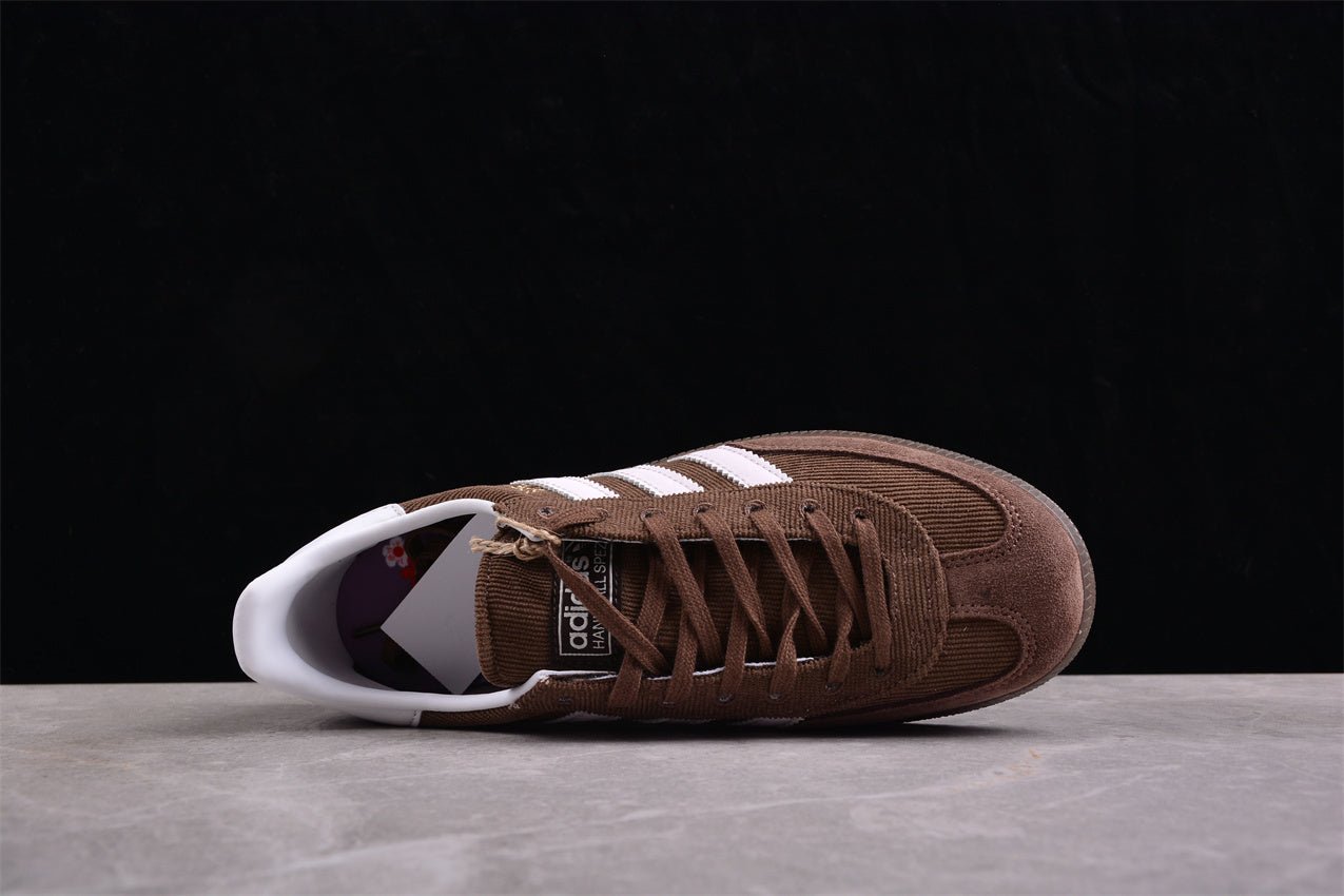 Fabrika Supply Handball Spezial Brown / White / Corduroy | zapatillas Fabrika Supply