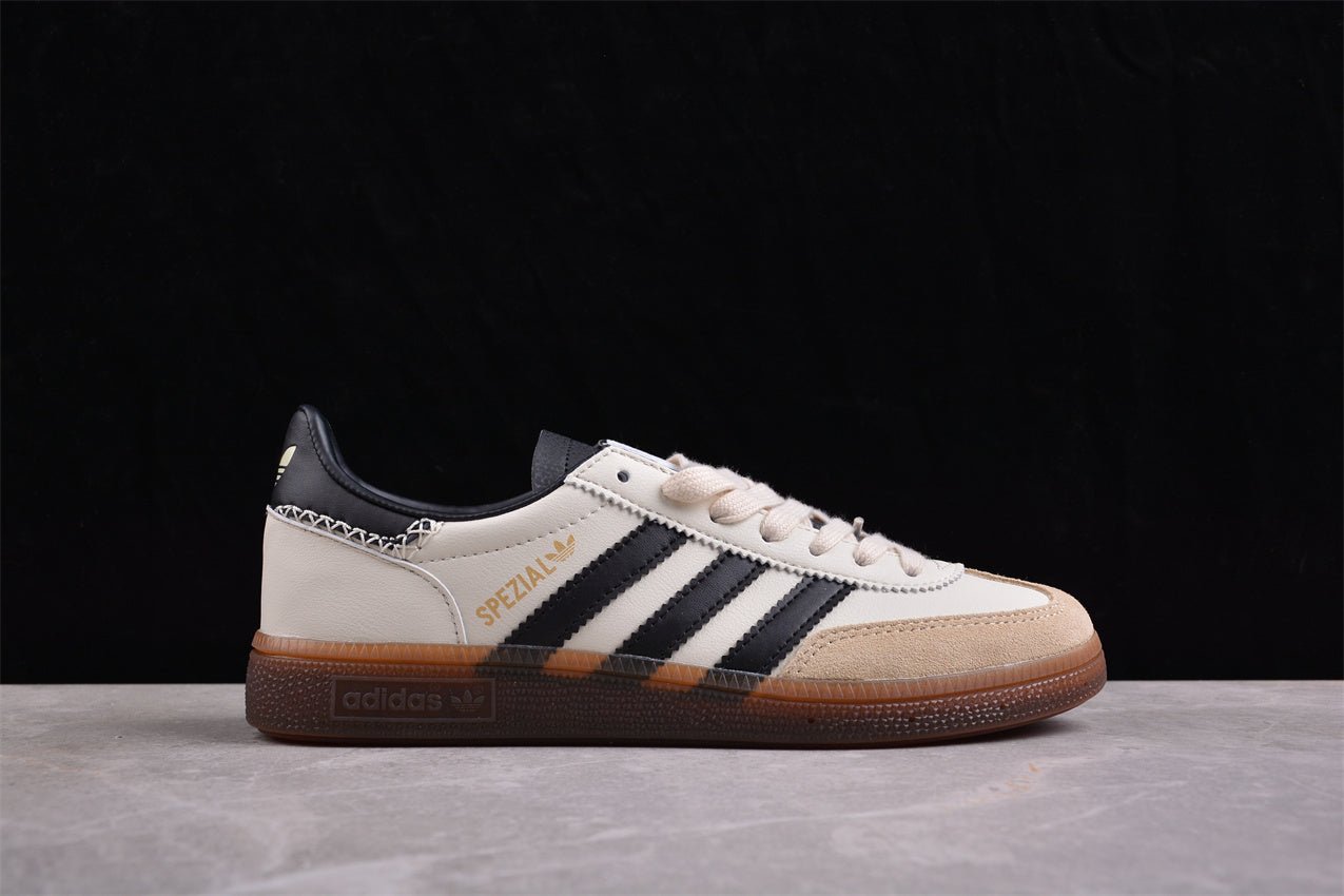 Fabrika Supply Handball Spezial Cream White / Black | zapatillas Fabrika Supply