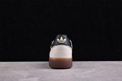 Fabrika Supply Handball Spezial Cream White / Black | zapatillas Fabrika Supply