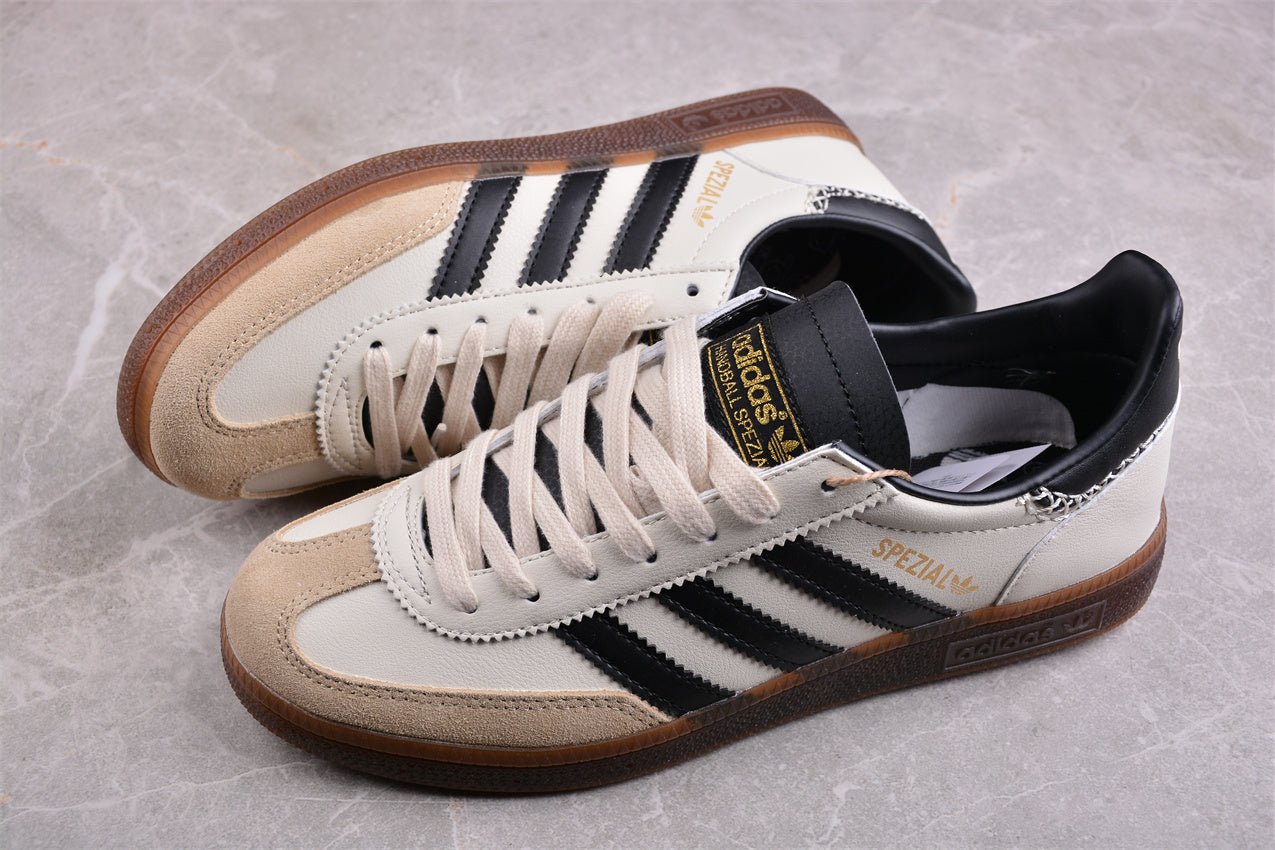 Fabrika Supply Handball Spezial Cream White / Black | zapatillas Fabrika Supply
