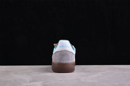 Fabrika Supply Handball Spezial Medium Grey / Light Sky Blue / White | zapatillas Fabrika Supply