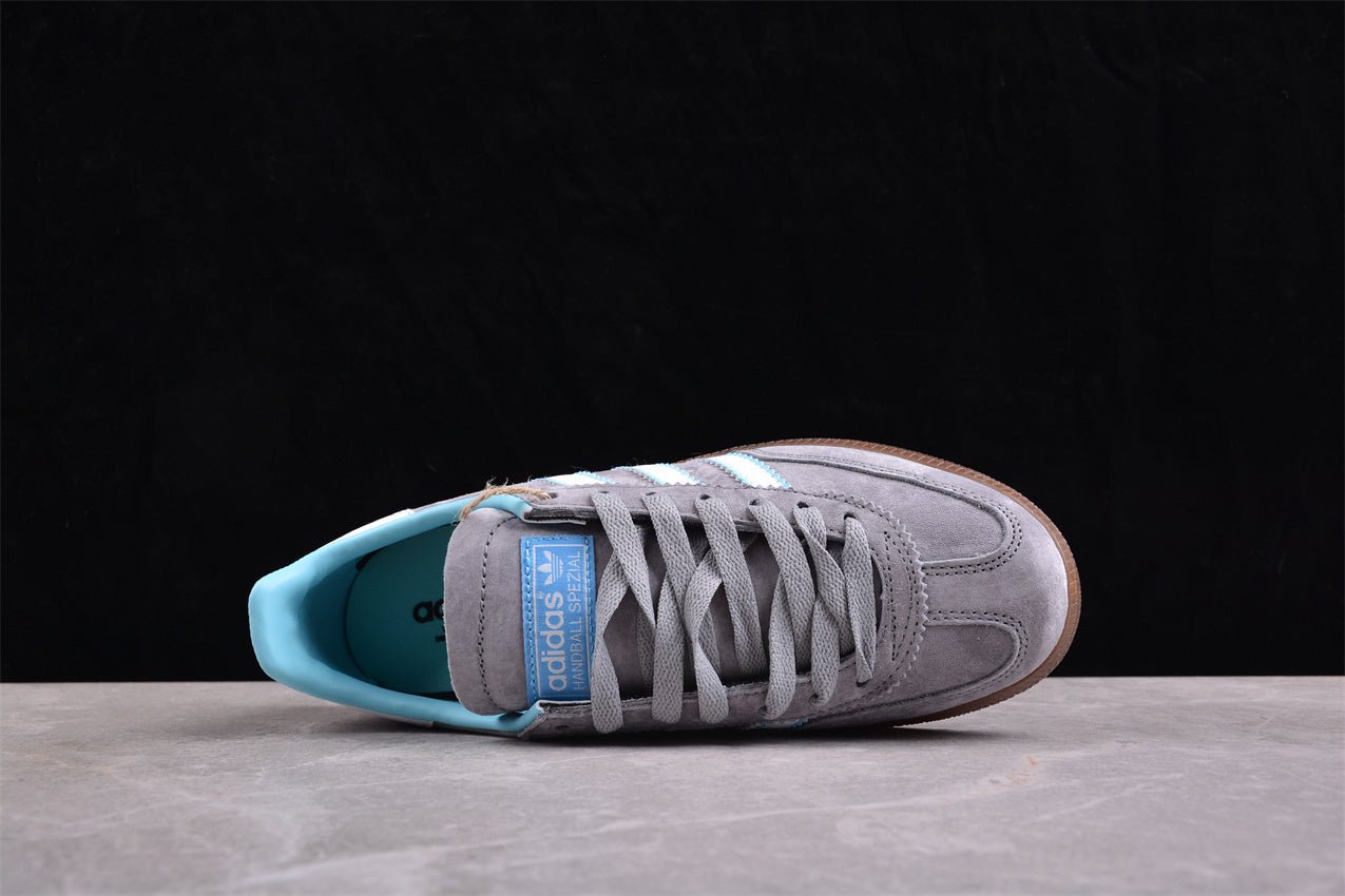 Fabrika Supply Handball Spezial Medium Grey / Light Sky Blue / White | zapatillas Fabrika Supply