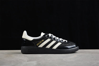Fabrika Supply Handball Spezial Patent Black / White | zapatillas Fabrika Supply