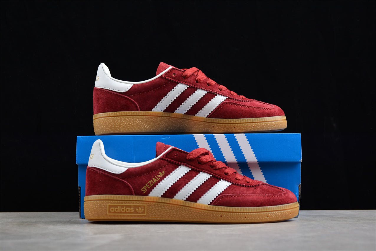 Fabrika Supply Handball Spezial Red / Cloud White / Gold Metallic | zapatillas Fabrika Supply