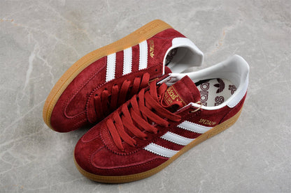 Fabrika Supply Handball Spezial Red / Cloud White / Gold Metallic | zapatillas Fabrika Supply
