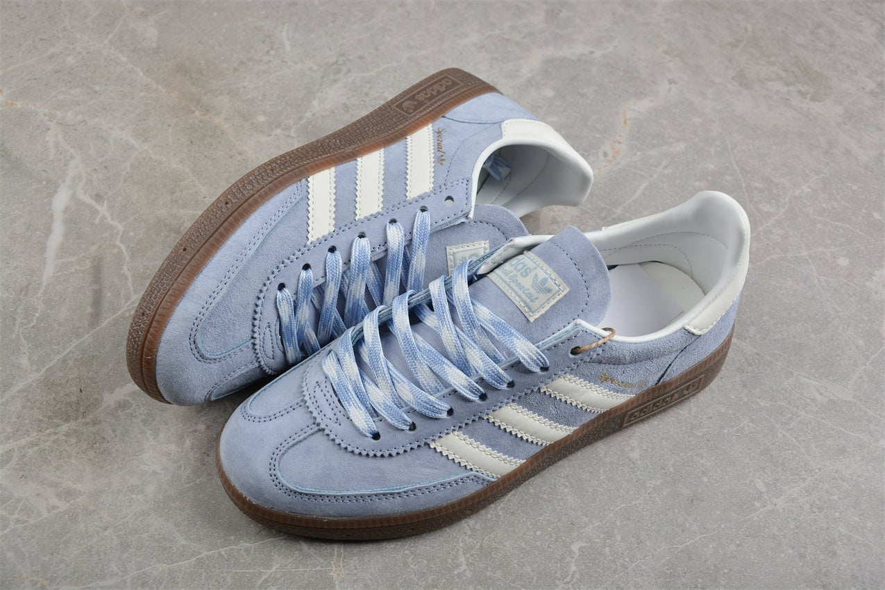 Fabrika Supply Handball Spezial Sky Blue / White | zapatillas Fabrika Supply