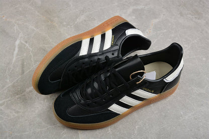 Fabrika Supply INVINCIBLE x Handball Spezial Black / White | zapatillas Fabrika Supply