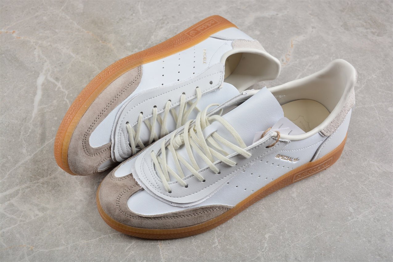 Fabrika Supply INVINCIBLE x Handball Spezial White / Light Beige | zapatillas Fabrika Supply