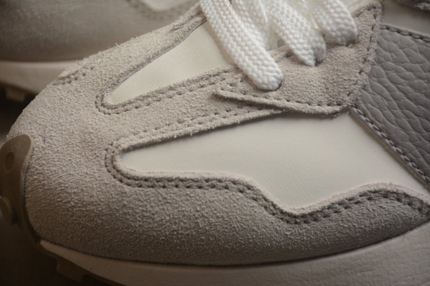 Essenza Rosa NB 327 White / Grey | zapatillas Essenza Rosa