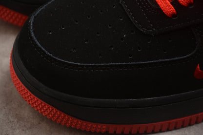 Urban Sport Zone Air Force 1 Low Black / Red | zapatillas Urban Sport Zone